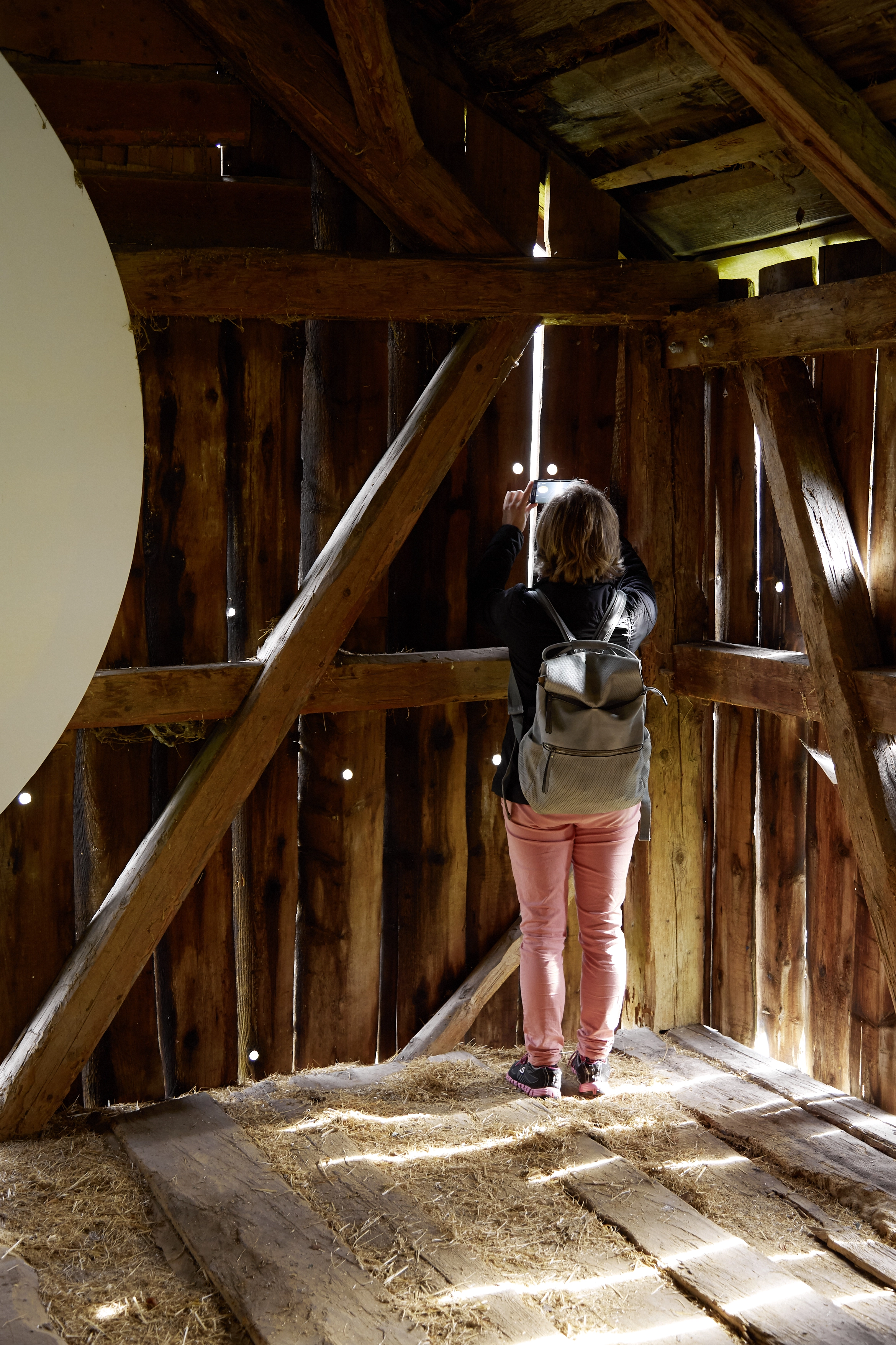 Vaclav Pozarek – quasi due buchi, 2017 – Photo: David Aebi