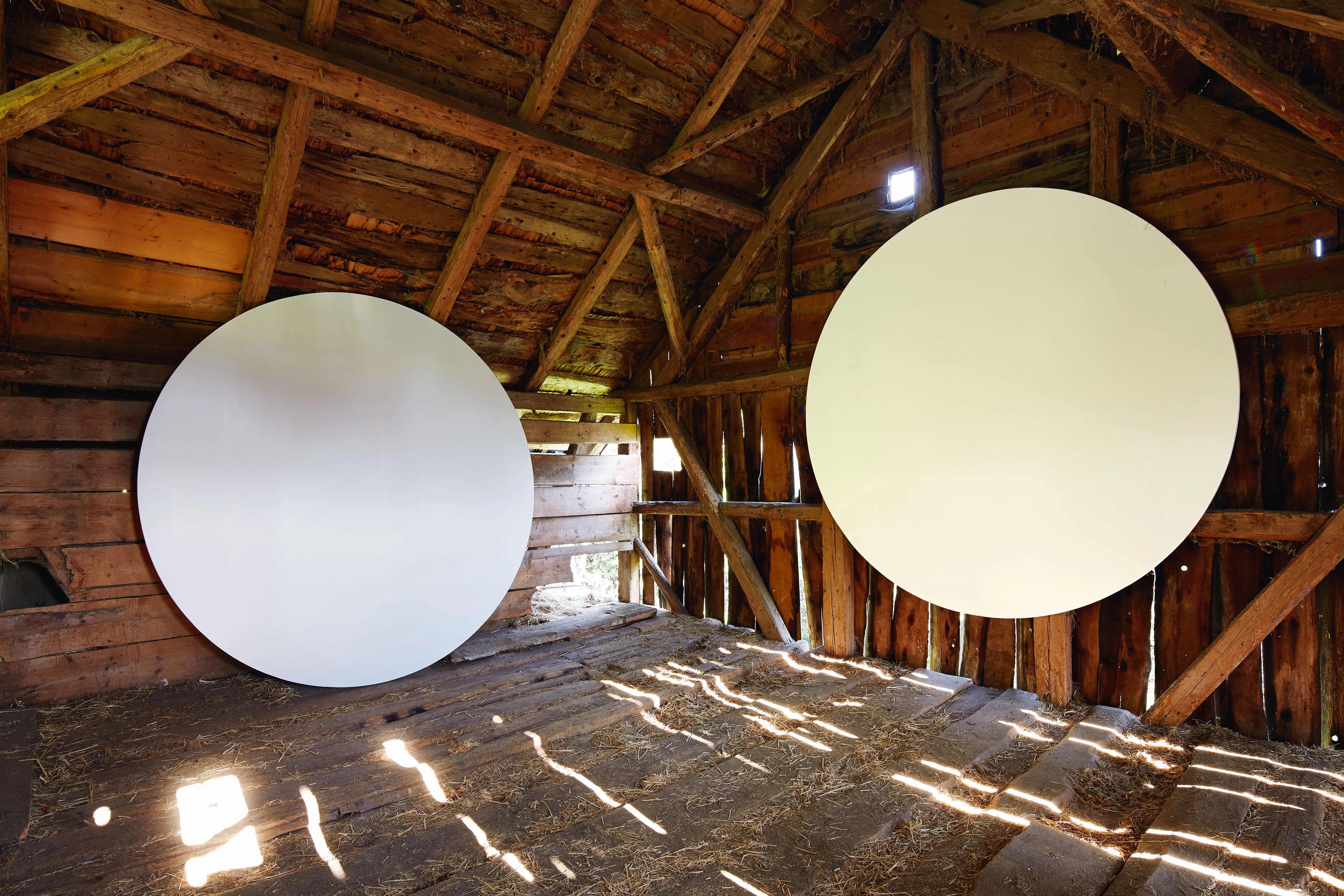 Karin Sander – Gebrauchsbilder (Patina Paintings), 2014 – Foto: David Aebi